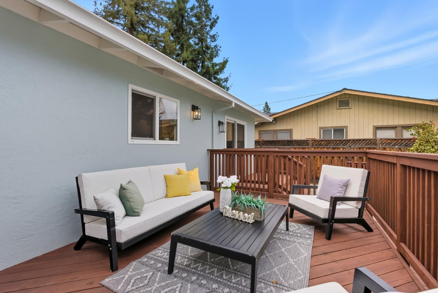 Detail Gallery Image 27 of 39 For 471 Santa Clara Ave, Redwood City,  CA 94061 - 4 Beds | 2 Baths