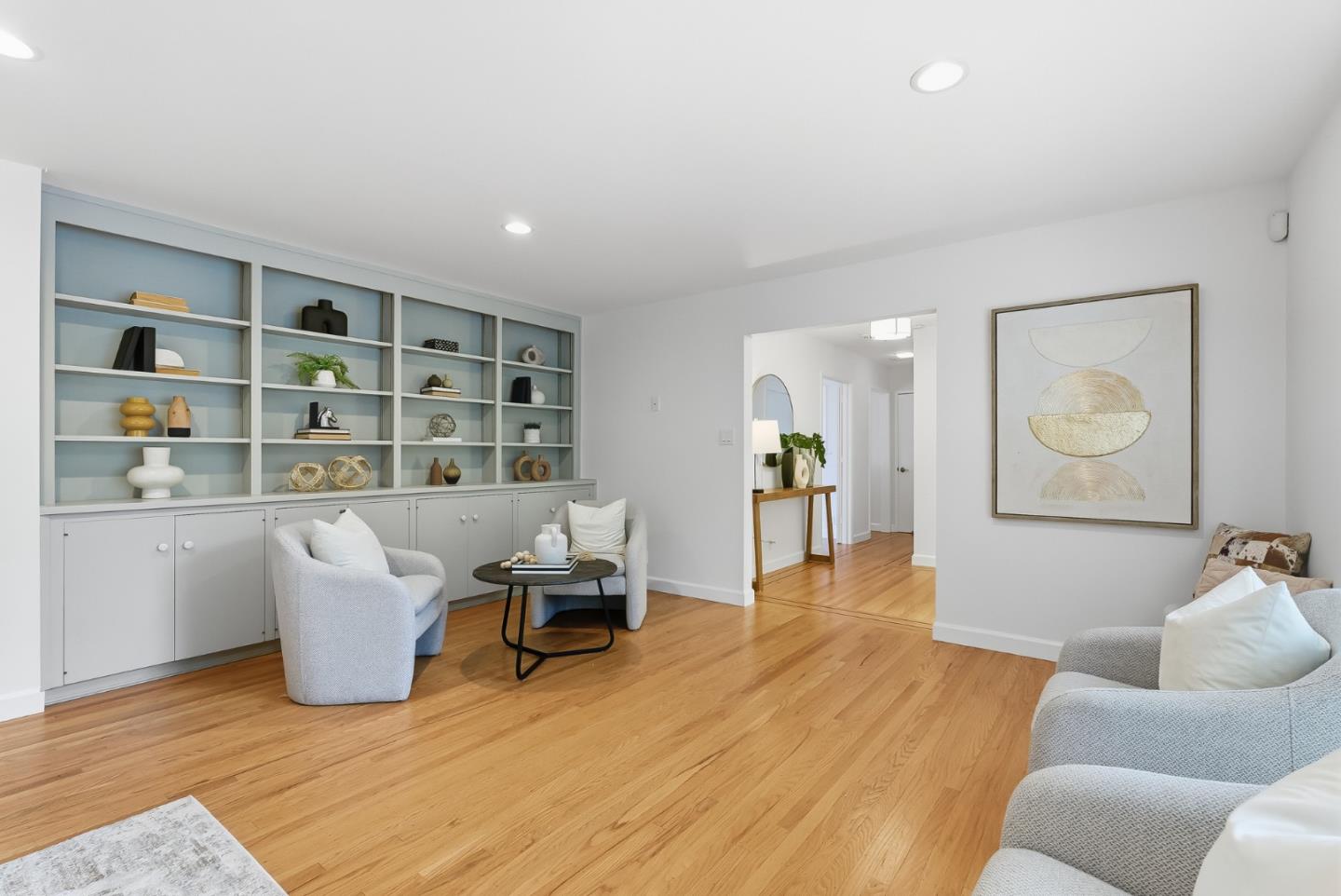 Detail Gallery Image 8 of 39 For 471 Santa Clara Ave, Redwood City,  CA 94061 - 4 Beds | 2 Baths