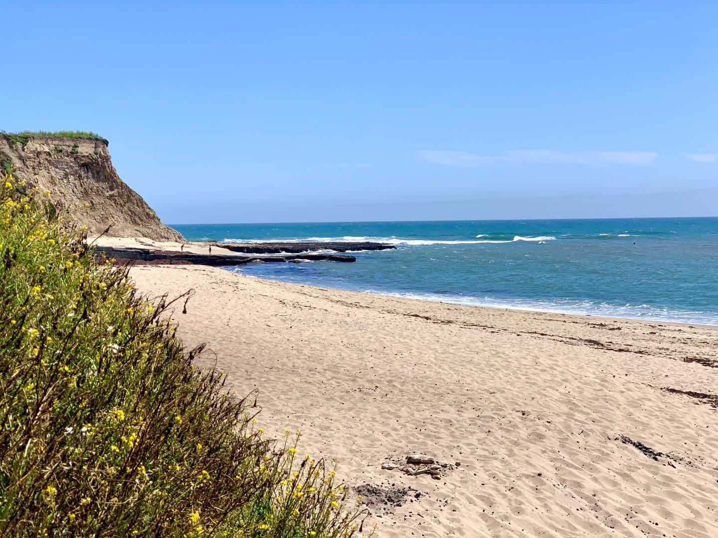 Detail Gallery Image 10 of 13 For 2 3rd Ave, Davenport,  CA 95017 - – Beds | – Baths