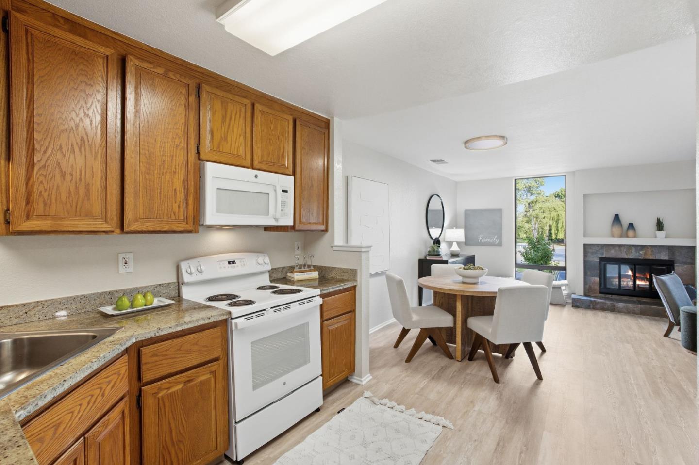 Detail Gallery Image 10 of 57 For 815 Sea Spray Ln #112,  Foster City,  CA 94404 - 2 Beds | 2 Baths