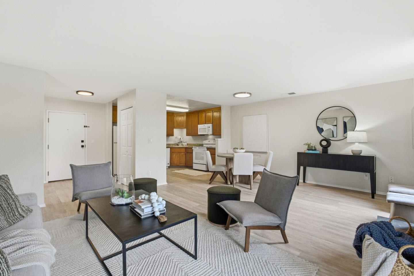 Detail Gallery Image 3 of 57 For 815 Sea Spray Ln #112,  Foster City,  CA 94404 - 2 Beds | 2 Baths