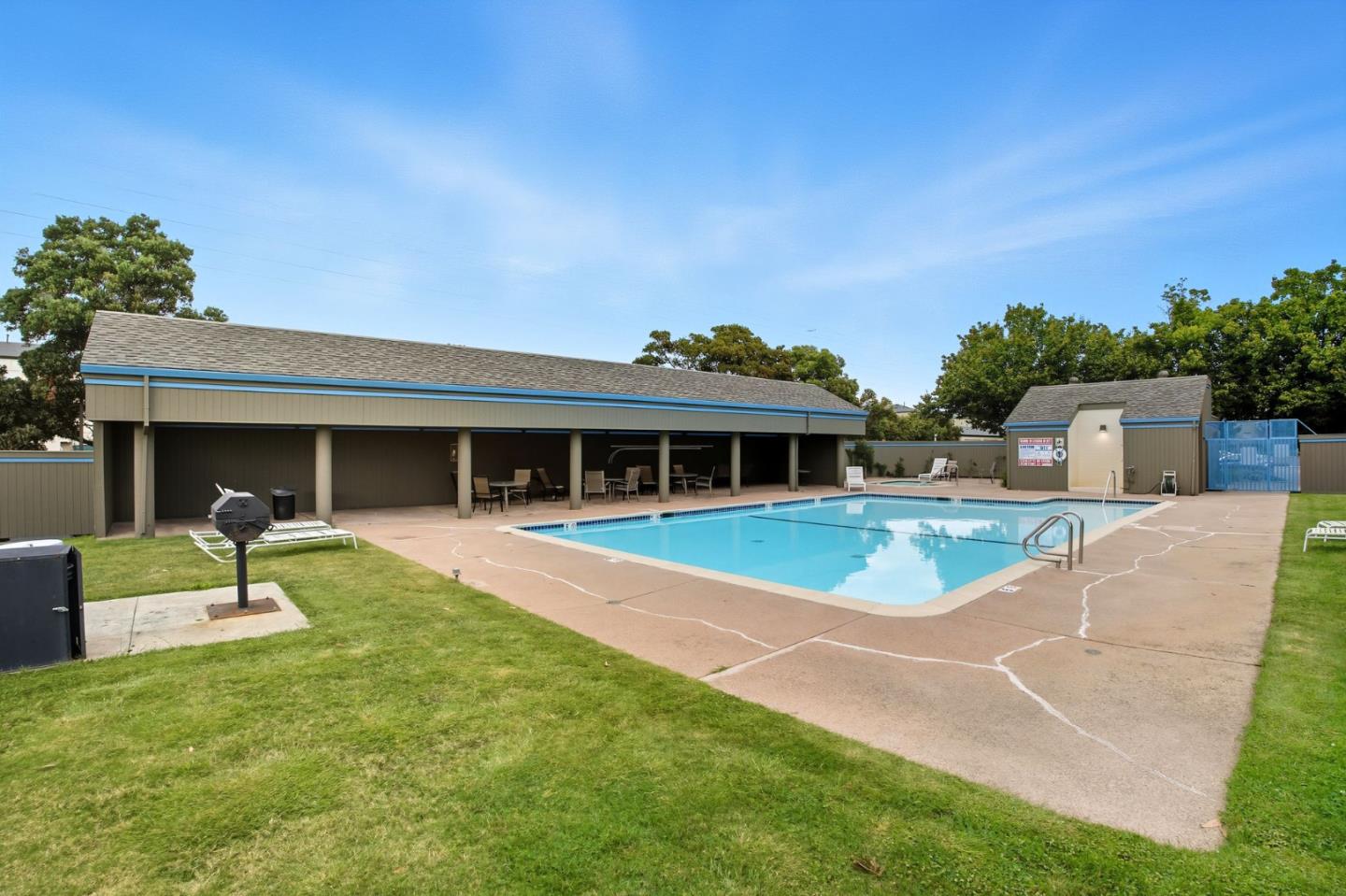 Detail Gallery Image 38 of 57 For 815 Sea Spray Ln #112,  Foster City,  CA 94404 - 2 Beds | 2 Baths