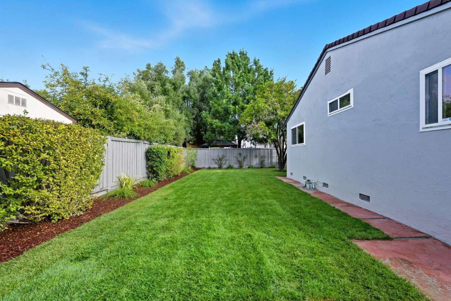 Detail Gallery Image 34 of 38 For 5967 Shawcroft Dr, San Jose,  CA 95123 - 3 Beds | 2 Baths