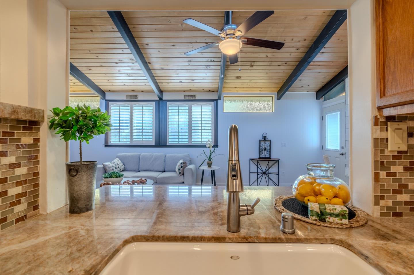 Detail Gallery Image 13 of 30 For 711 Lundy Way, Pacifica,  CA 94044 - 3 Beds | 2 Baths