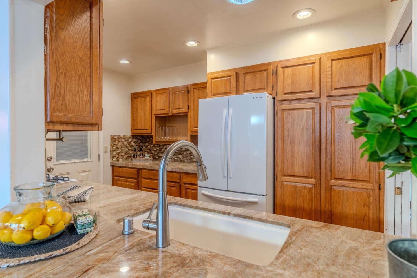 Detail Gallery Image 14 of 30 For 711 Lundy Way, Pacifica,  CA 94044 - 3 Beds | 2 Baths