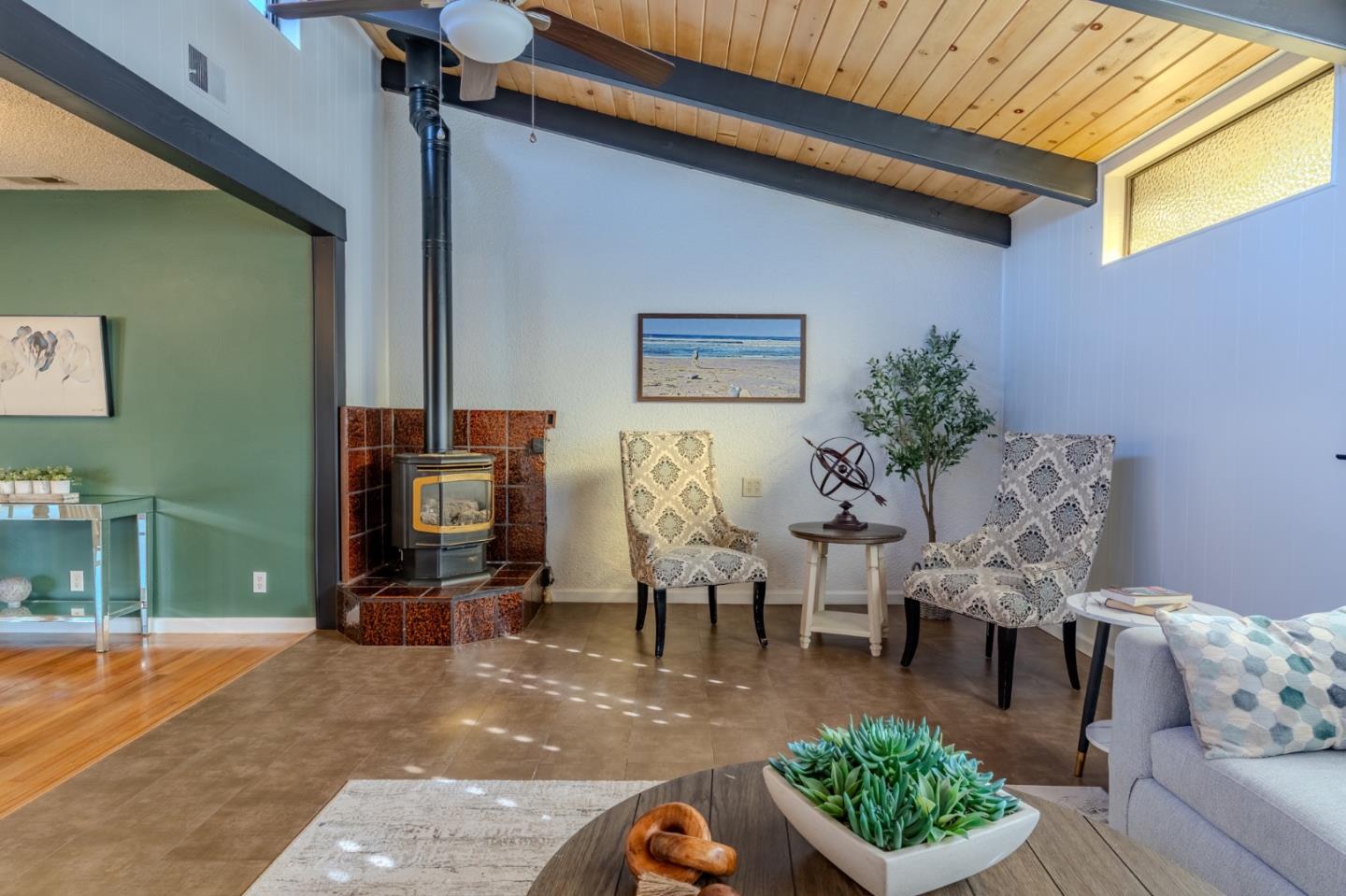 Detail Gallery Image 17 of 30 For 711 Lundy Way, Pacifica,  CA 94044 - 3 Beds | 2 Baths