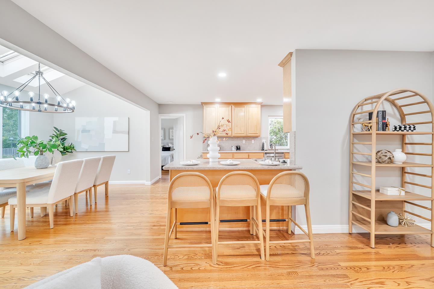 Detail Gallery Image 12 of 41 For 45897 Bridgeport, Fremont,  CA 94539 - 4 Beds | 4 Baths