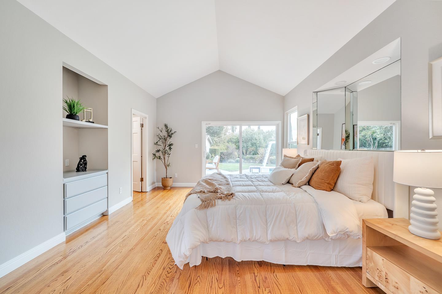 Detail Gallery Image 18 of 41 For 45897 Bridgeport, Fremont,  CA 94539 - 4 Beds | 4 Baths