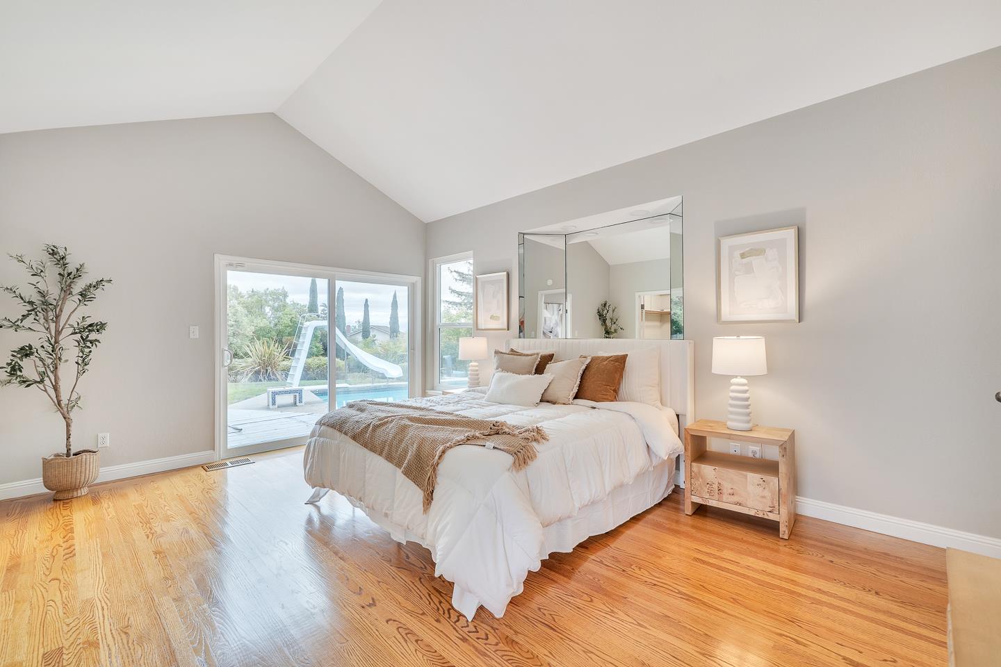 Detail Gallery Image 19 of 41 For 45897 Bridgeport, Fremont,  CA 94539 - 4 Beds | 4 Baths