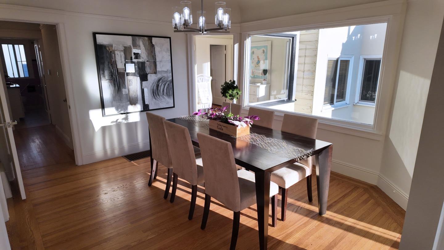 Detail Gallery Image 4 of 16 For 2306 32nd Ave, San Francisco,  CA 94116 - 3 Beds | 1 Baths