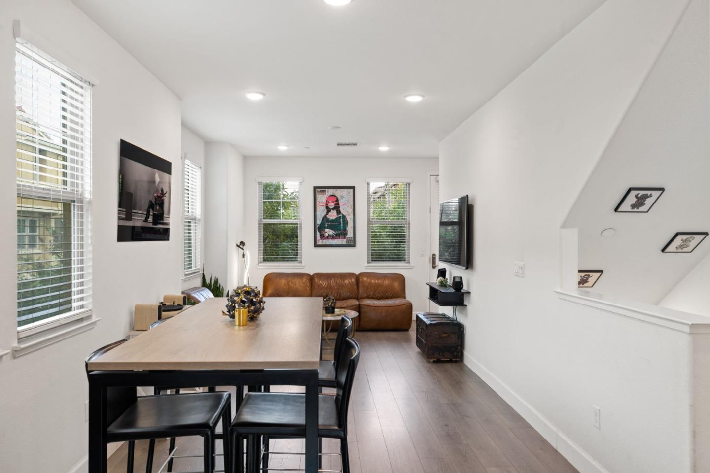 Detail Gallery Image 14 of 51 For 601 Cinnamon Cir, Mountain View,  CA 94043 - 2 Beds | 2/1 Baths