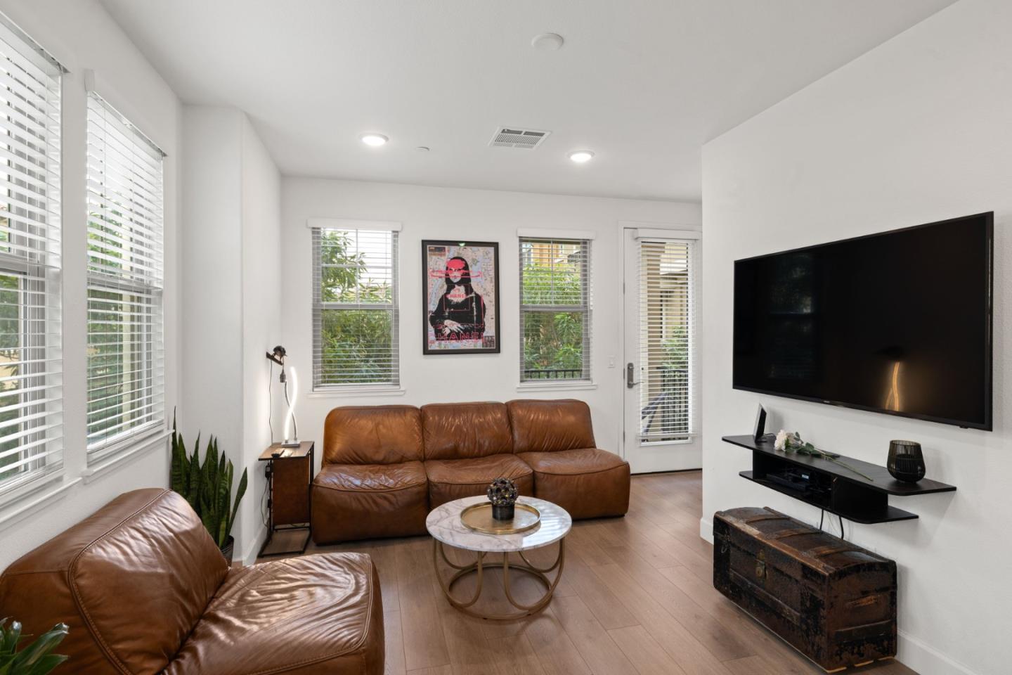 Detail Gallery Image 27 of 51 For 601 Cinnamon Cir, Mountain View,  CA 94043 - 2 Beds | 2/1 Baths