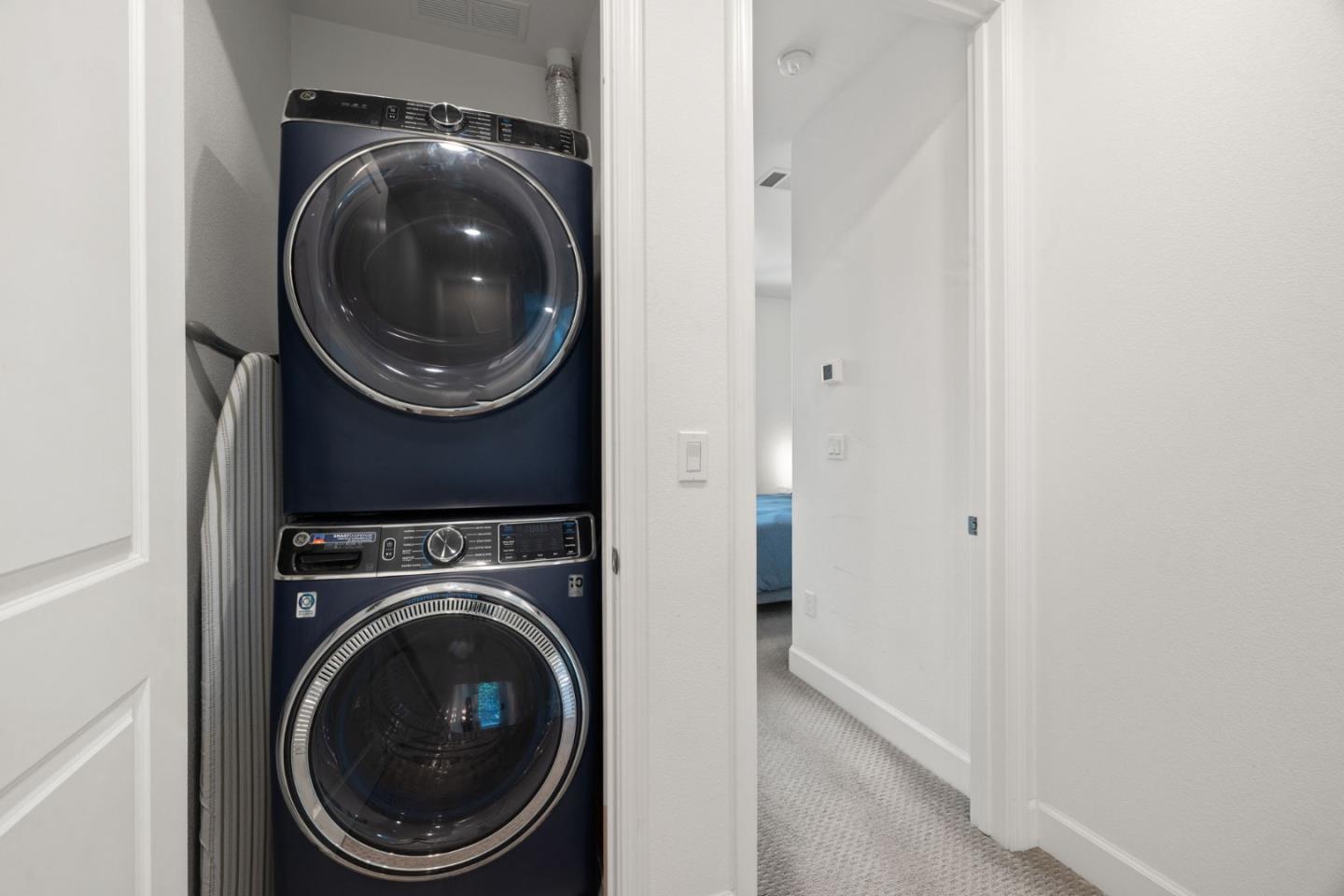 Detail Gallery Image 32 of 51 For 601 Cinnamon Cir, Mountain View,  CA 94043 - 2 Beds | 2/1 Baths