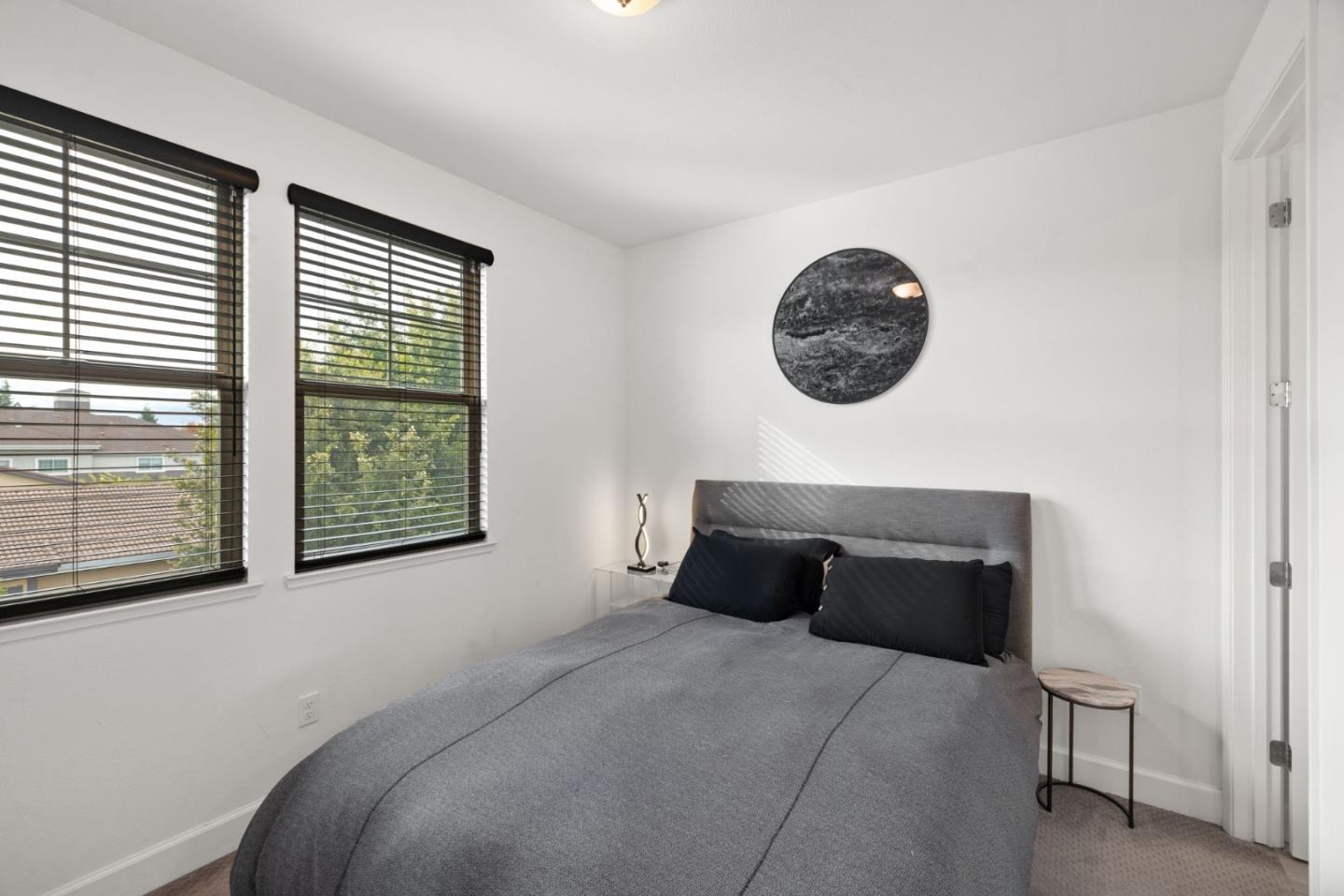 Detail Gallery Image 34 of 51 For 601 Cinnamon Cir, Mountain View,  CA 94043 - 2 Beds | 2/1 Baths