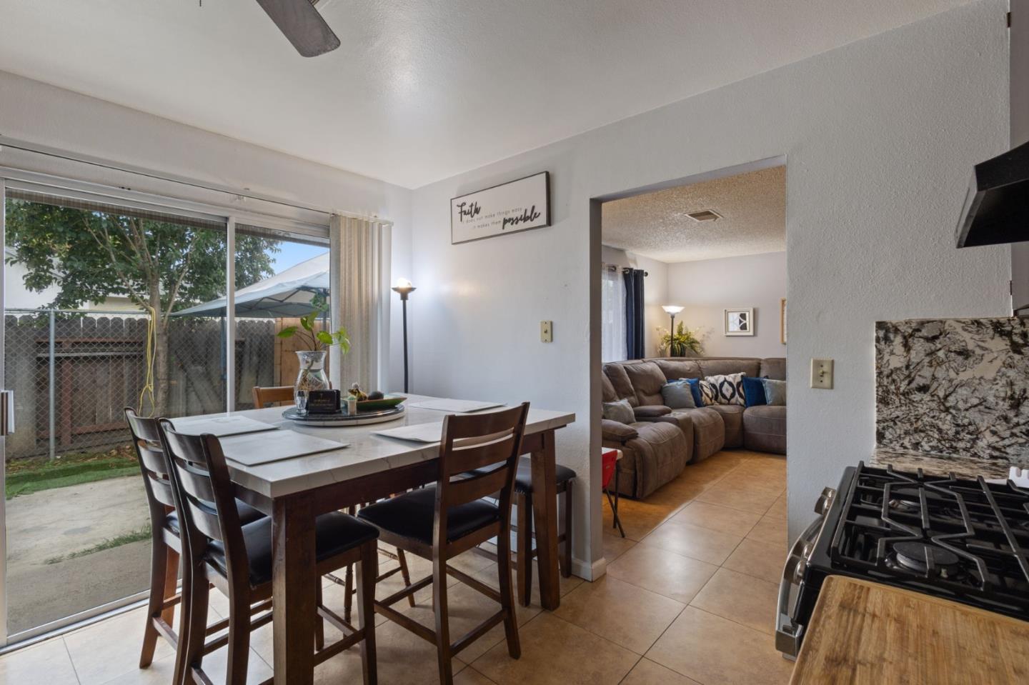 Detail Gallery Image 12 of 38 For 2012 W Rumble Rd, Modesto,  CA 95350 - – Beds | – Baths