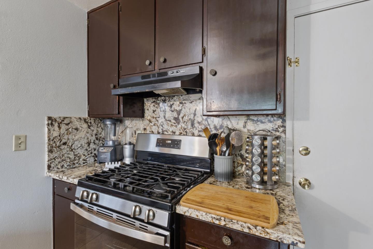 Detail Gallery Image 15 of 38 For 2012 W Rumble Rd, Modesto,  CA 95350 - – Beds | – Baths