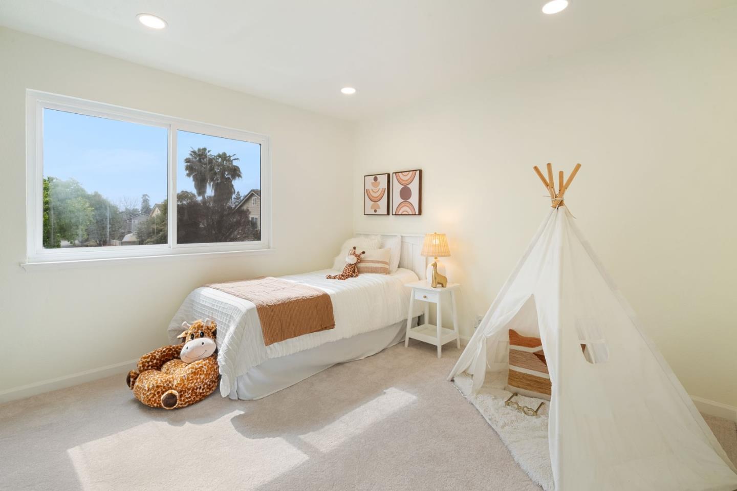 Detail Gallery Image 23 of 35 For 1399 Meadow Ridge Cir, San Jose,  CA 95131 - 3 Beds | 2 Baths