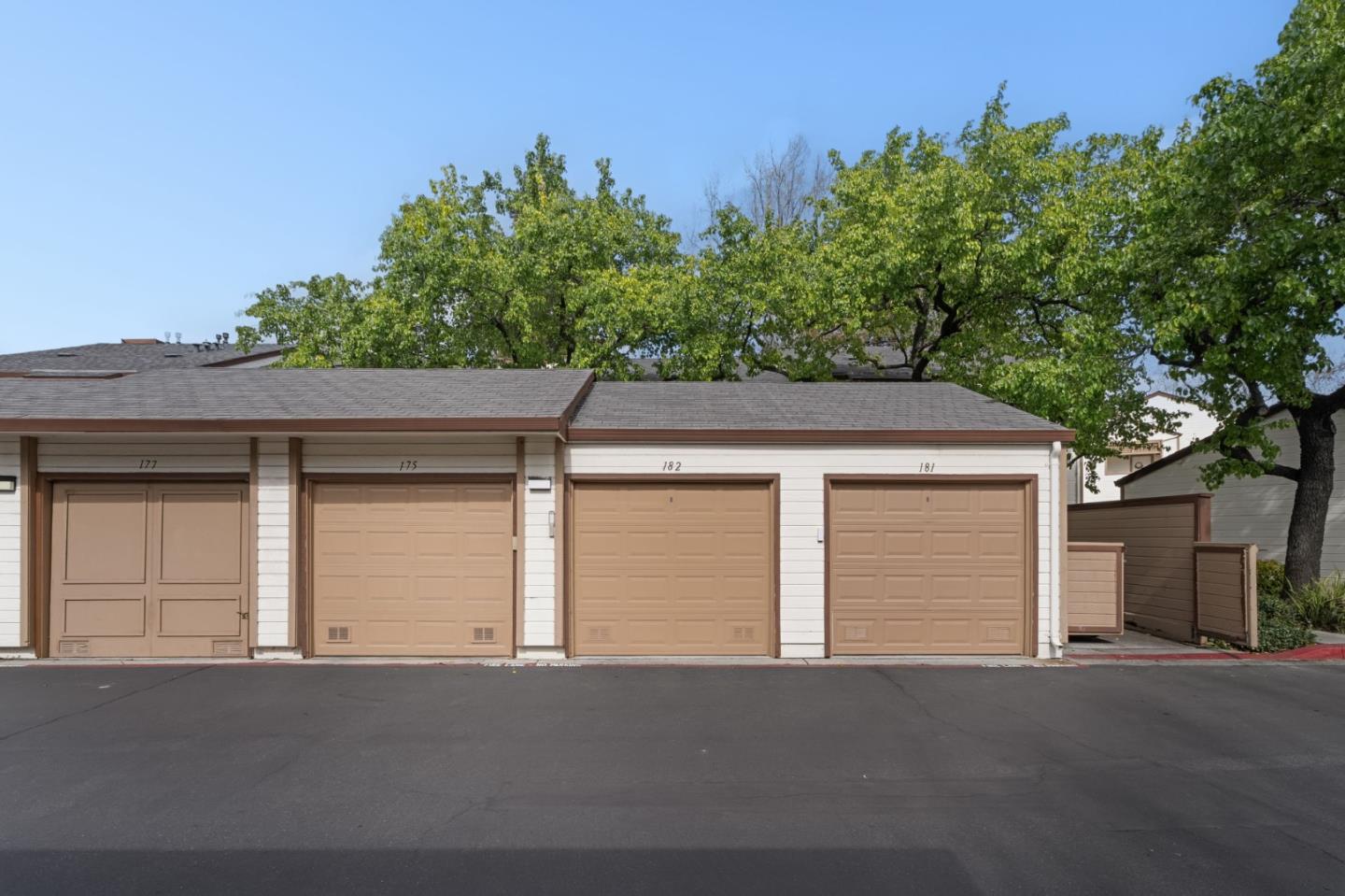 Detail Gallery Image 31 of 35 For 1399 Meadow Ridge Cir, San Jose,  CA 95131 - 3 Beds | 2 Baths