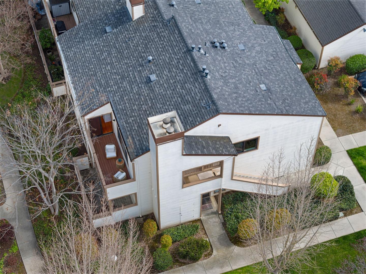 Detail Gallery Image 32 of 35 For 1399 Meadow Ridge Cir, San Jose,  CA 95131 - 3 Beds | 2 Baths