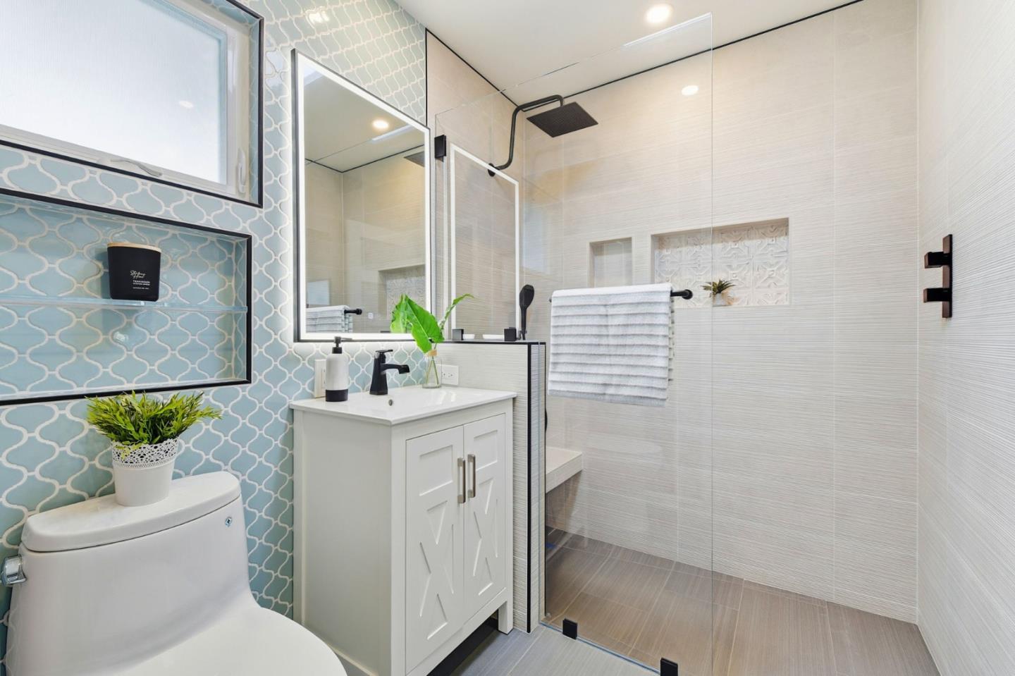 Detail Gallery Image 29 of 44 For 2982 Rosemary Ln, San Jose,  CA 95128 - 3 Beds | 2 Baths