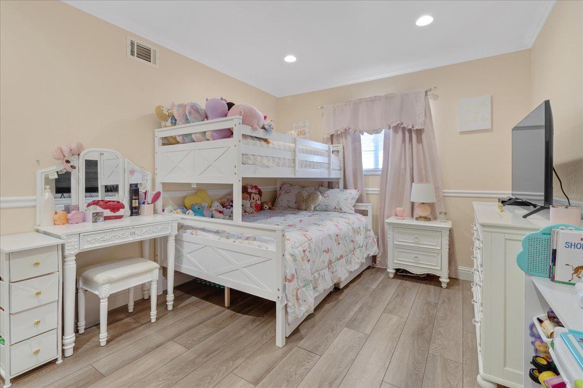 Detail Gallery Image 22 of 39 For 1043 Heather Dr, Salinas,  CA 93906 - 3 Beds | 2 Baths