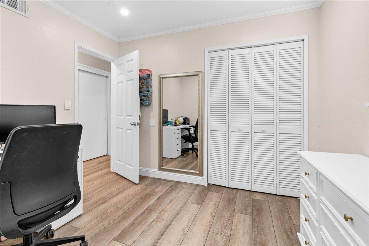 Detail Gallery Image 28 of 39 For 1043 Heather Dr, Salinas,  CA 93906 - 3 Beds | 2 Baths