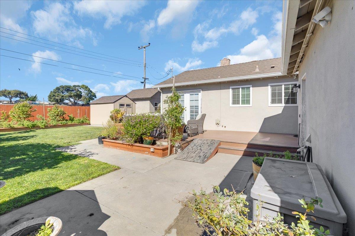 Detail Gallery Image 33 of 39 For 1043 Heather Dr, Salinas,  CA 93906 - 3 Beds | 2 Baths