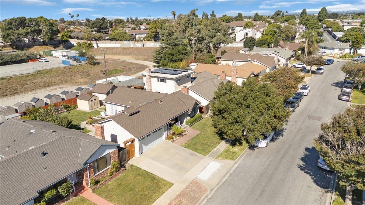 Detail Gallery Image 35 of 39 For 1043 Heather Dr, Salinas,  CA 93906 - 3 Beds | 2 Baths