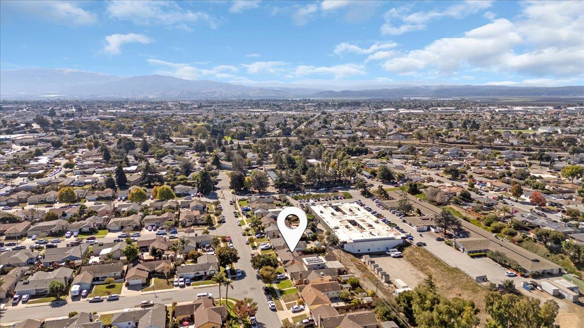 Detail Gallery Image 37 of 39 For 1043 Heather Dr, Salinas,  CA 93906 - 3 Beds | 2 Baths