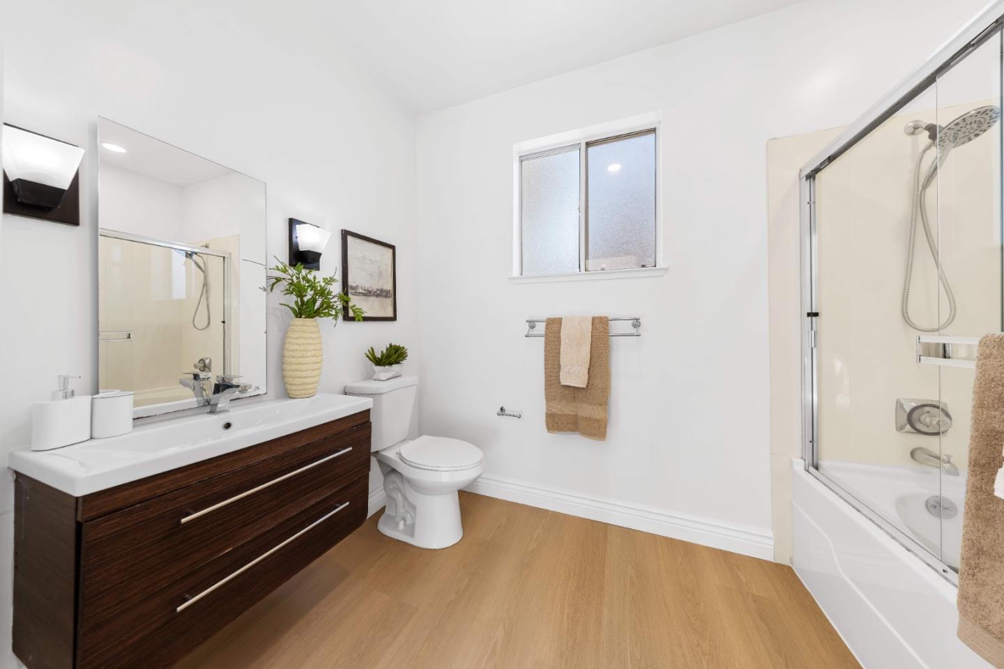 Detail Gallery Image 15 of 28 For 605 Arcadia Ter #106,  Sunnyvale,  CA 94085 - 2 Beds | 2 Baths
