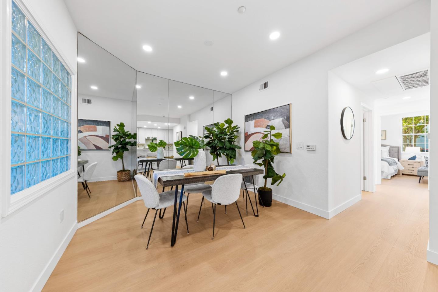 Detail Gallery Image 6 of 28 For 605 Arcadia Ter #106,  Sunnyvale,  CA 94085 - 2 Beds | 2 Baths