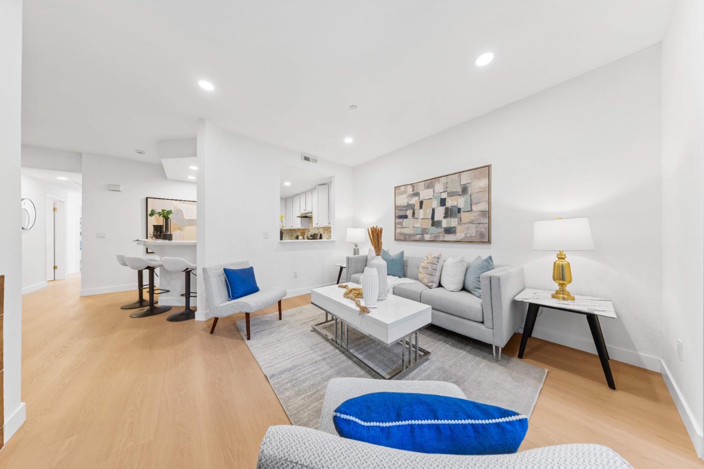 Detail Gallery Image 8 of 28 For 605 Arcadia Ter #106,  Sunnyvale,  CA 94085 - 2 Beds | 2 Baths