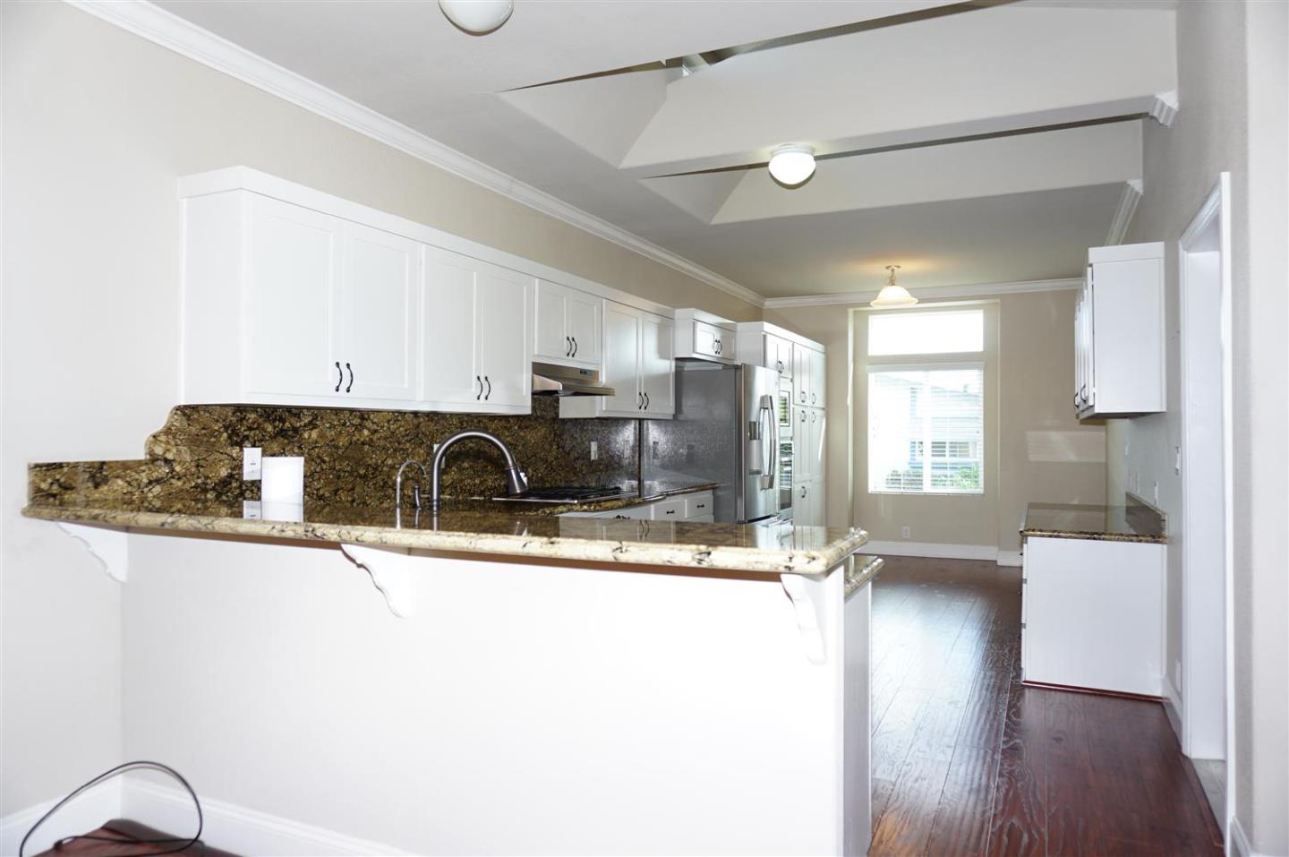 Detail Gallery Image 3 of 19 For 1225 Vienna Dr #937,  Sunnyvale,  CA 94089 - 3 Beds | 2 Baths