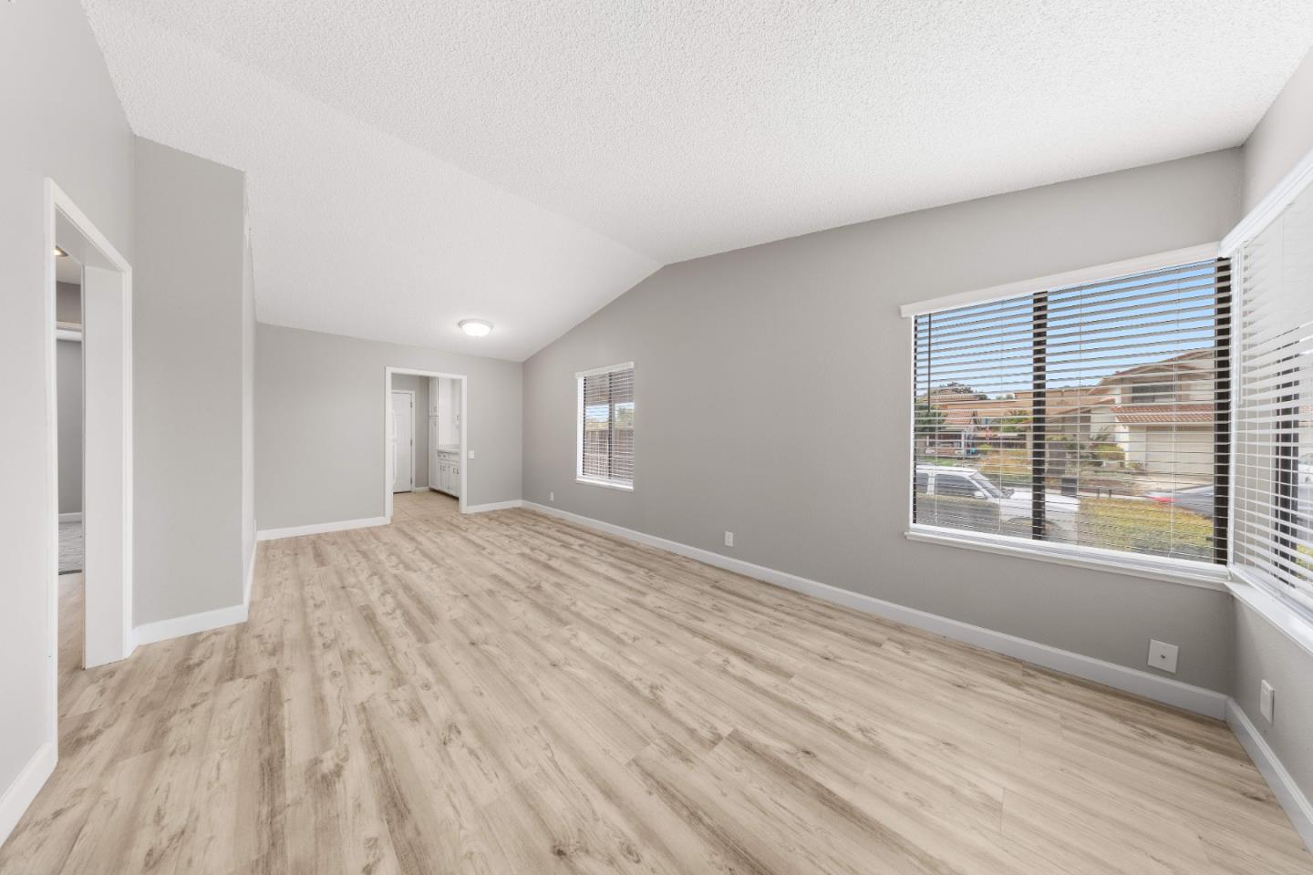 Detail Gallery Image 9 of 30 For 2886 Damico Dr, San Jose,  CA 95148 - 3 Beds | 2 Baths