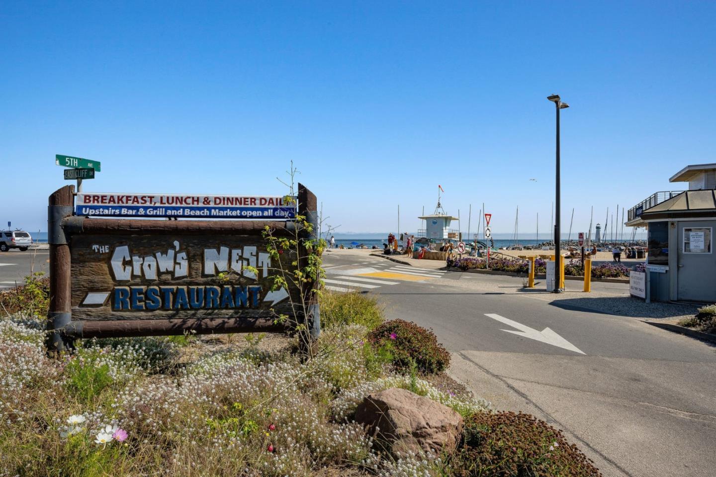 Detail Gallery Image 22 of 32 For 1430 Merrill St, Santa Cruz,  CA 95062 - 3 Beds | 3 Baths