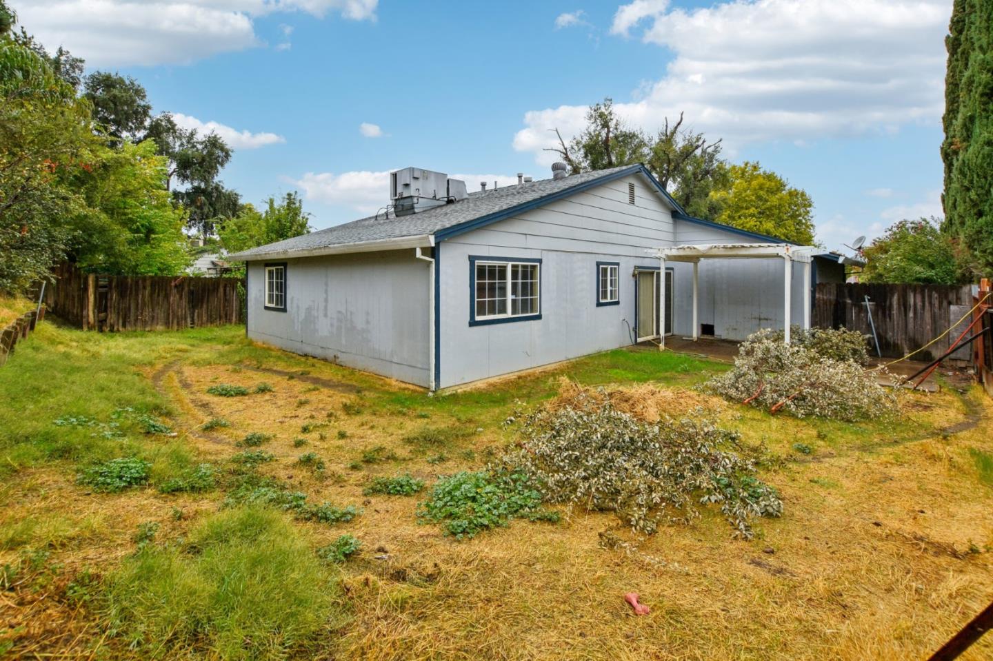 Detail Gallery Image 19 of 21 For 4832 Don Julio Blvd, Sacramento,  CA 95842 - 4 Beds | 2 Baths