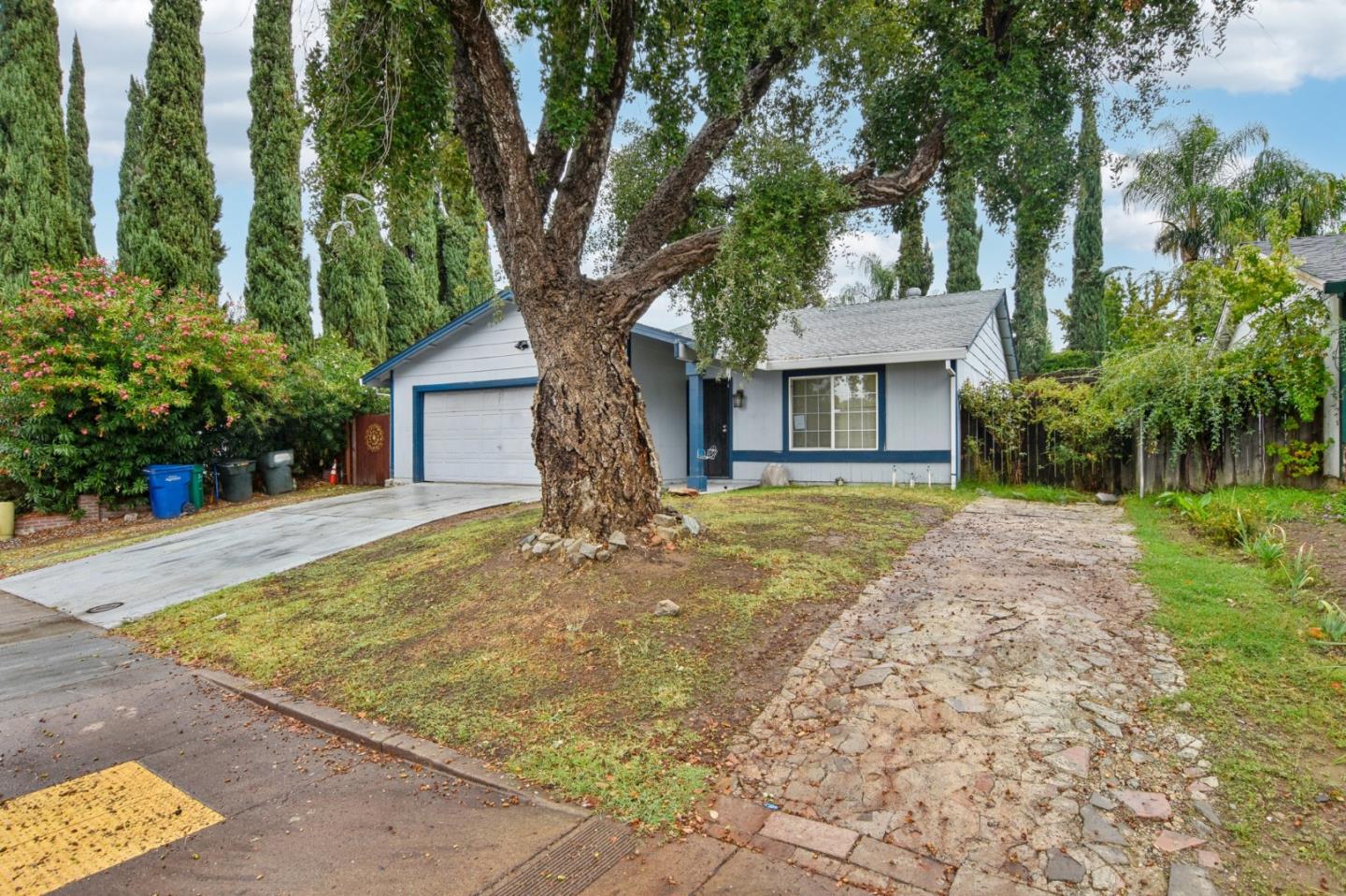 Detail Gallery Image 3 of 21 For 4832 Don Julio Blvd, Sacramento,  CA 95842 - 4 Beds | 2 Baths