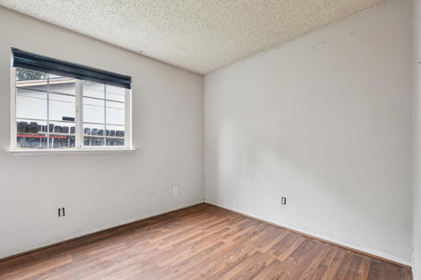 Detail Gallery Image 9 of 21 For 4832 Don Julio Blvd, Sacramento,  CA 95842 - 4 Beds | 2 Baths