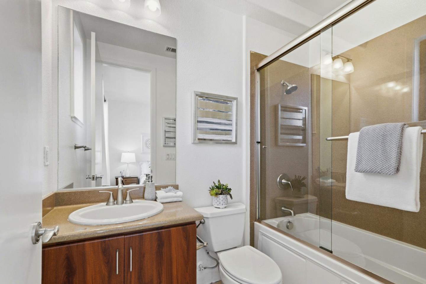 Detail Gallery Image 28 of 44 For 4206 Rickeys Way #C,  Palo Alto,  CA 94306 - 3 Beds | 3 Baths