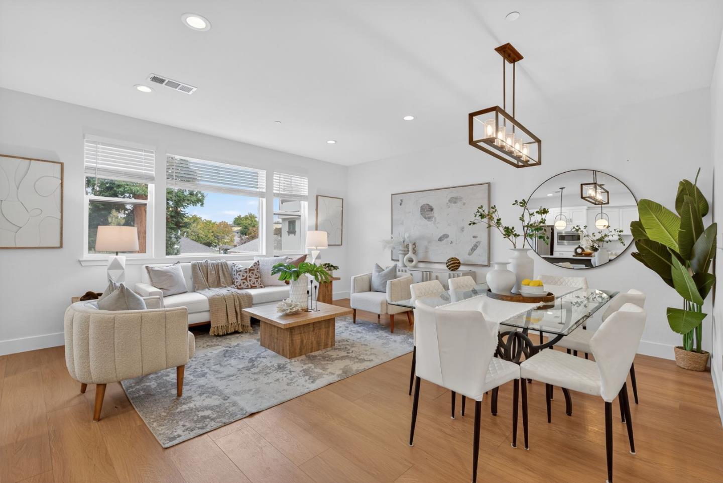 Detail Gallery Image 11 of 44 For 224 Carroll St #4,  Sunnyvale,  CA 94086 - 3 Beds | 2/1 Baths