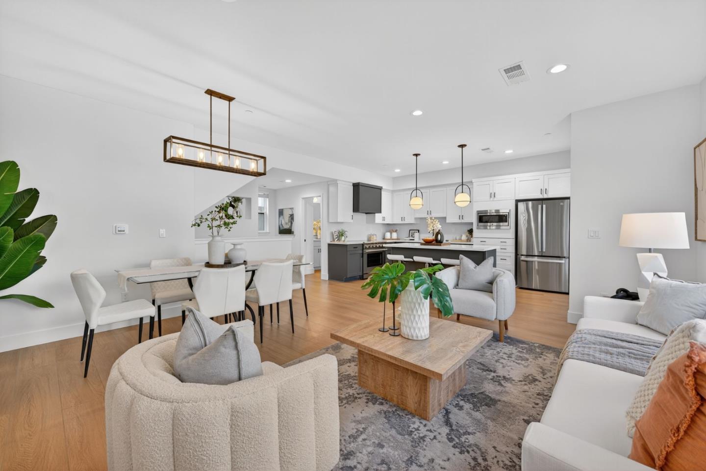 Detail Gallery Image 13 of 44 For 224 Carroll St #4,  Sunnyvale,  CA 94086 - 3 Beds | 2/1 Baths