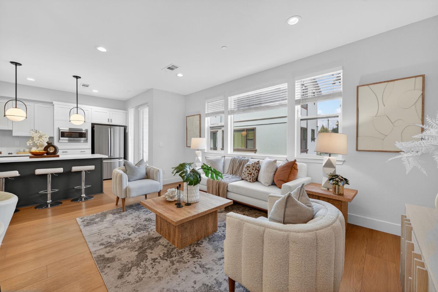 Detail Gallery Image 14 of 44 For 224 Carroll St #4,  Sunnyvale,  CA 94086 - 3 Beds | 2/1 Baths