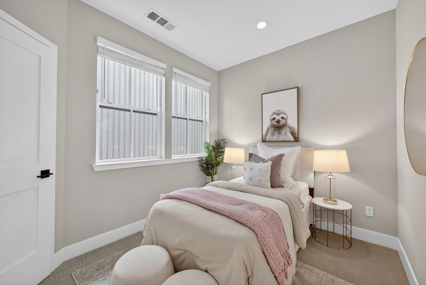 Detail Gallery Image 32 of 44 For 224 Carroll St #4,  Sunnyvale,  CA 94086 - 3 Beds | 2/1 Baths