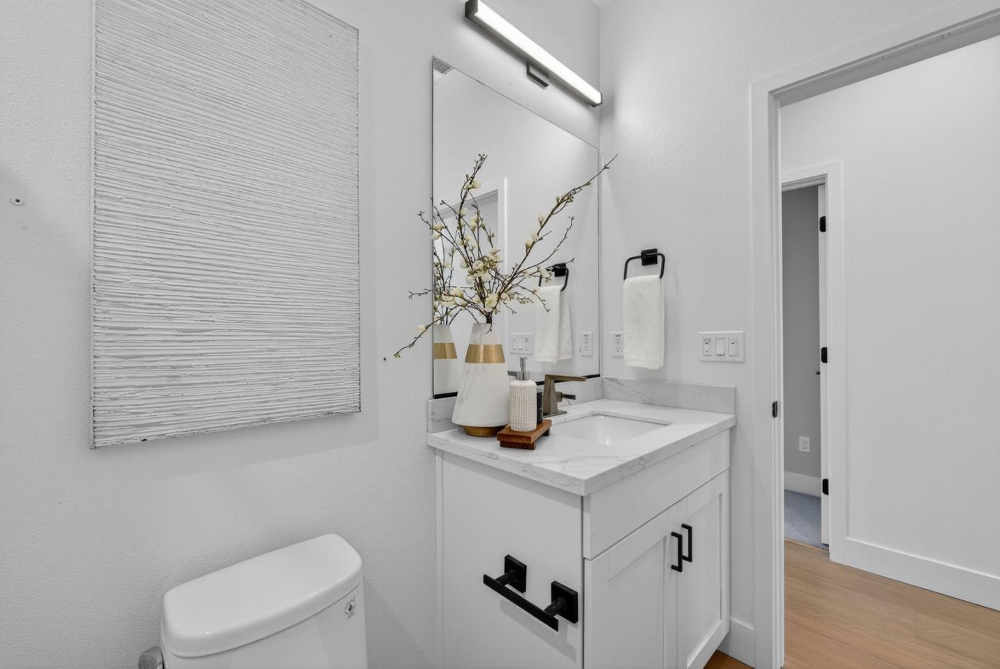 Detail Gallery Image 37 of 44 For 224 Carroll St #4,  Sunnyvale,  CA 94086 - 3 Beds | 2/1 Baths