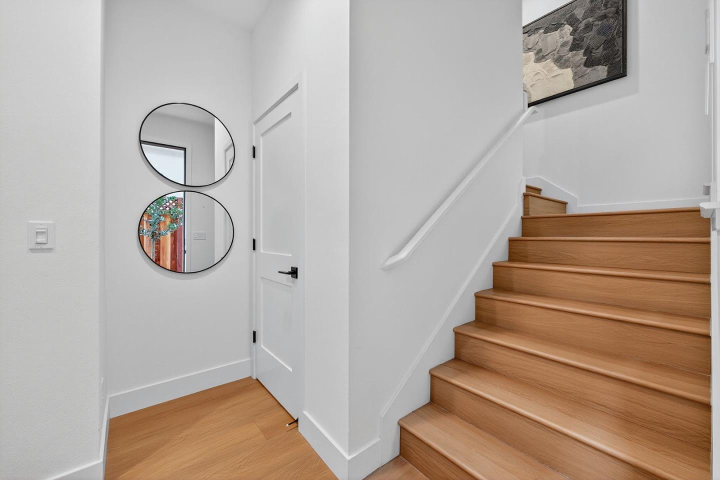 Detail Gallery Image 7 of 44 For 224 Carroll St #4,  Sunnyvale,  CA 94086 - 3 Beds | 2/1 Baths