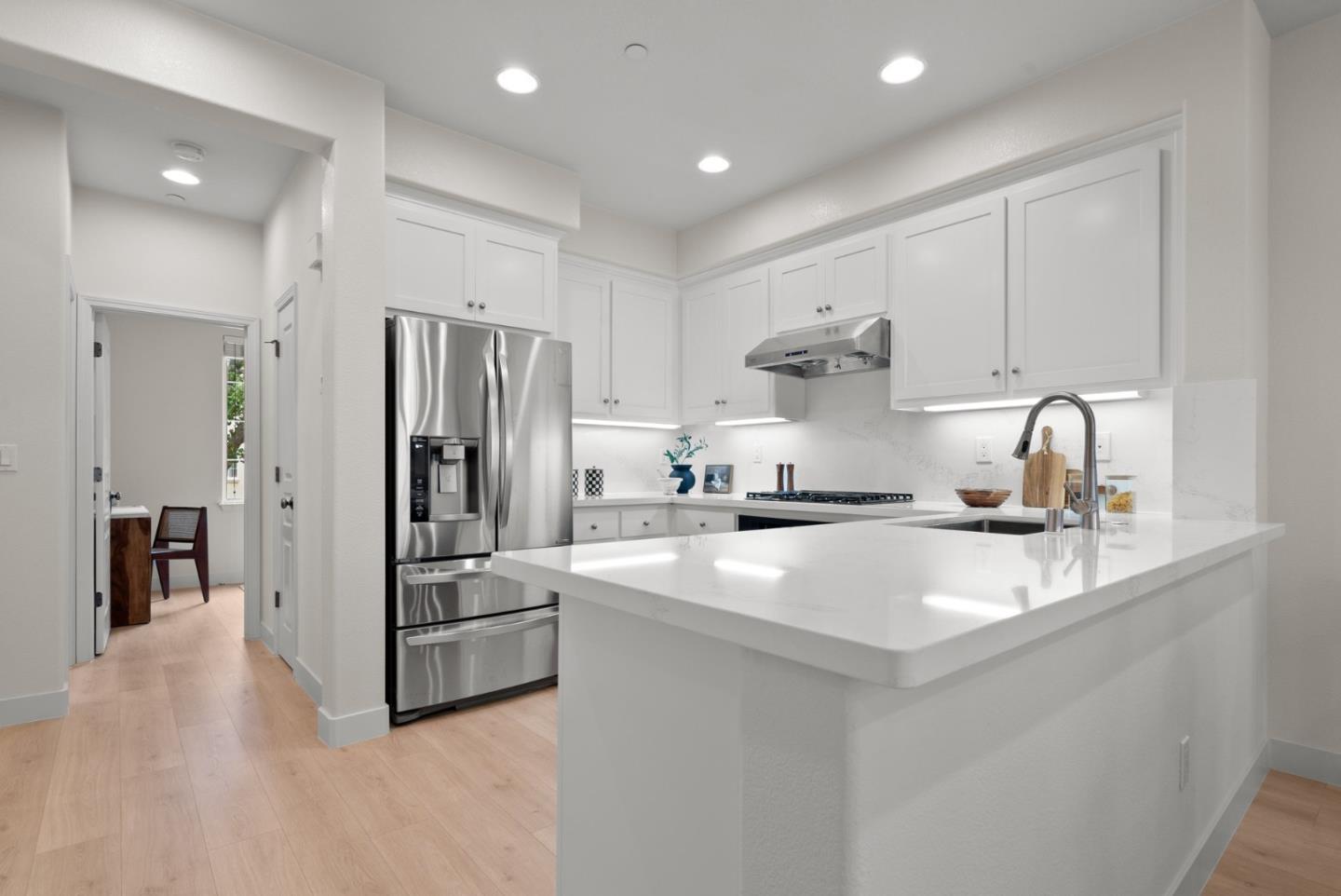 Detail Gallery Image 11 of 48 For 4464 Laird Cir, Santa Clara,  CA 95054 - 3 Beds | 3 Baths