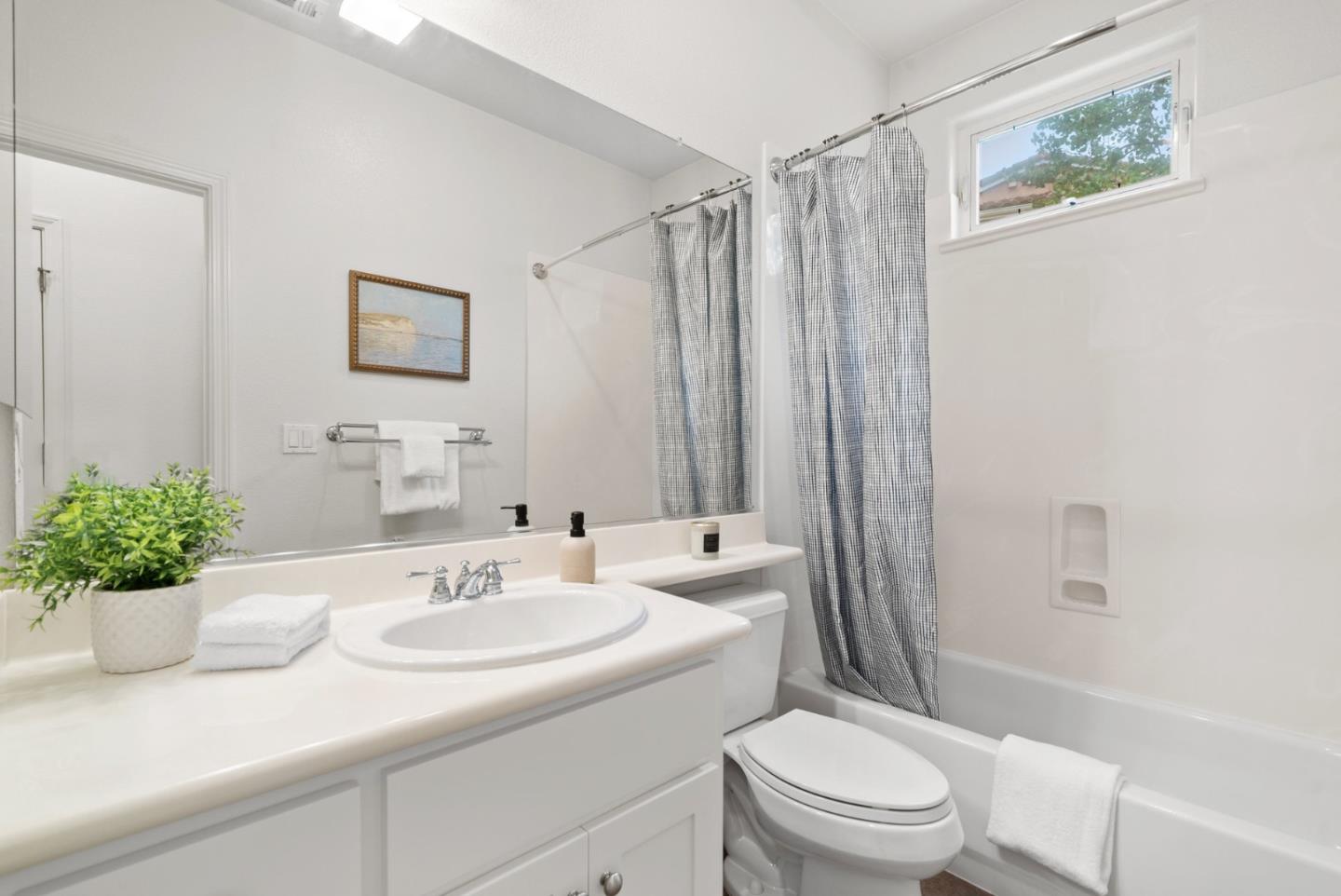 Detail Gallery Image 16 of 48 For 4464 Laird Cir, Santa Clara,  CA 95054 - 3 Beds | 3 Baths