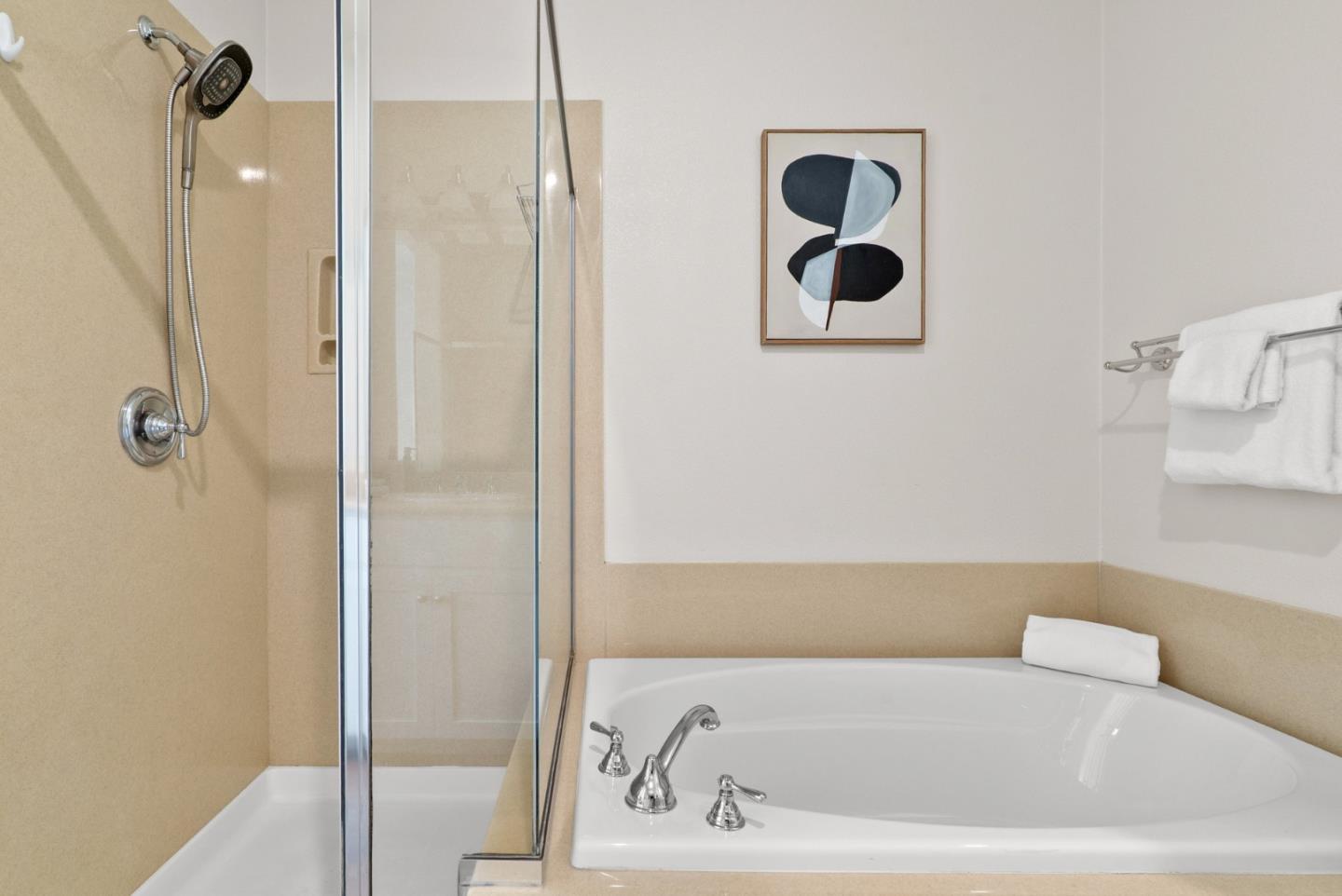 Detail Gallery Image 31 of 48 For 4464 Laird Cir, Santa Clara,  CA 95054 - 3 Beds | 3 Baths