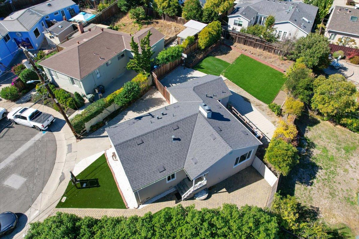 Detail Gallery Image 66 of 71 For 18 Culver Ct, San Mateo,  CA 94403 - 2 Beds | 1 Baths