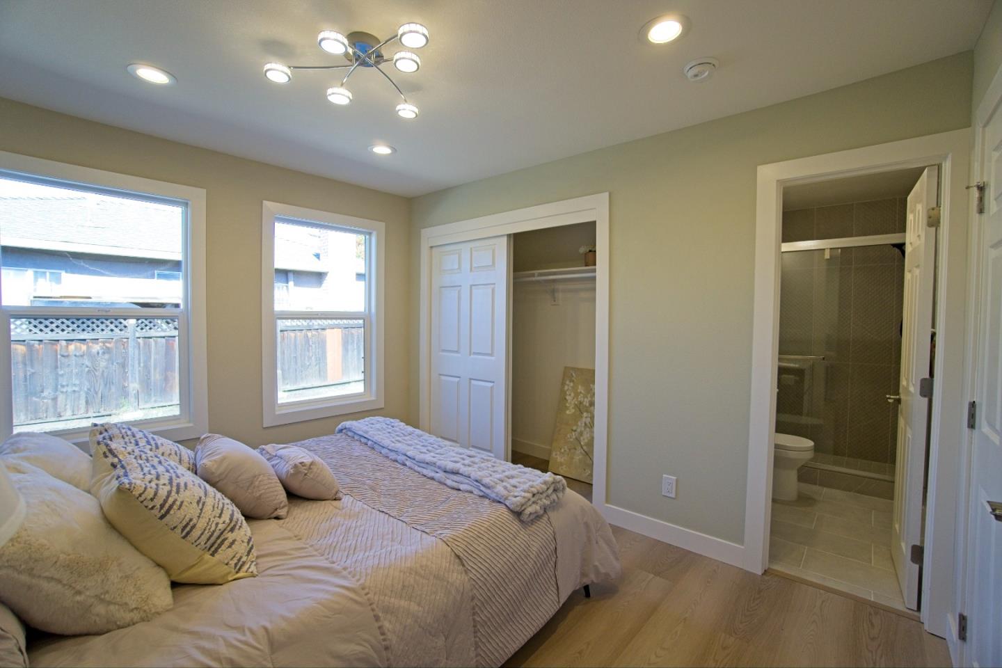 Detail Gallery Image 19 of 32 For 207 N Claremont Ave, San Jose,  CA 95127 - 3 Beds | 2 Baths